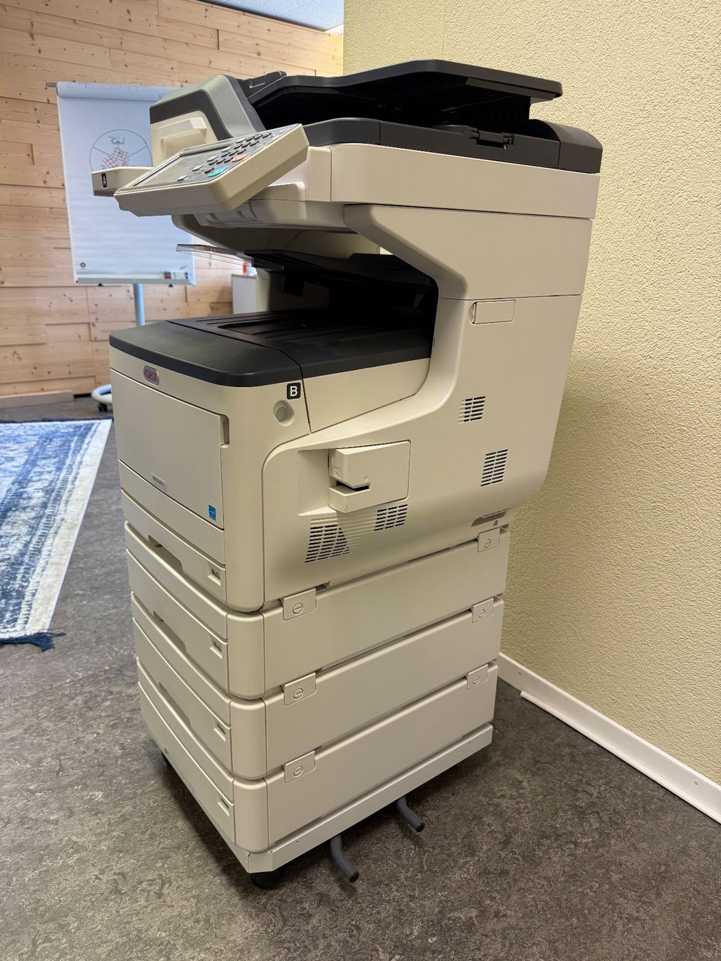 Oki Stampanti: OKI Multifunktionsdrucker MC853 A4 - A3 in gutem Zustand – Usato da Rebstein venduto da Houwi 2