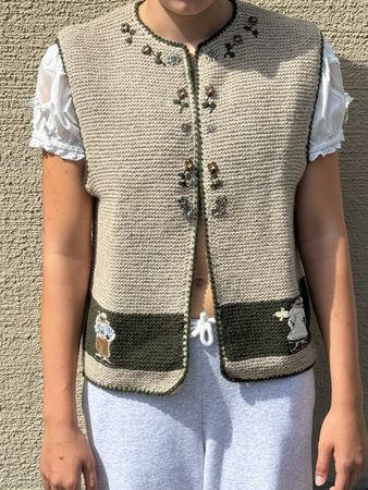 Trachtenweste passend zu Oktoberfesttracht