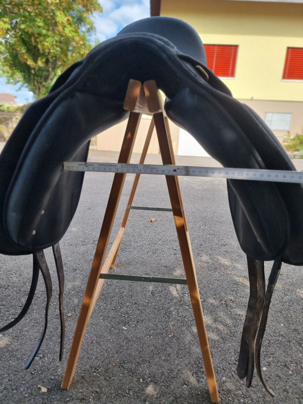 Selles, accessoires: Wintec Sattel Grösse 17 – D'occasion à Beggingen par Wendy222 1