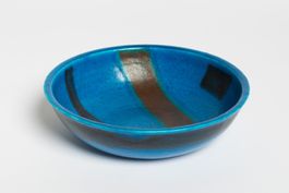Blaue Schüssel von Bruno Gambone