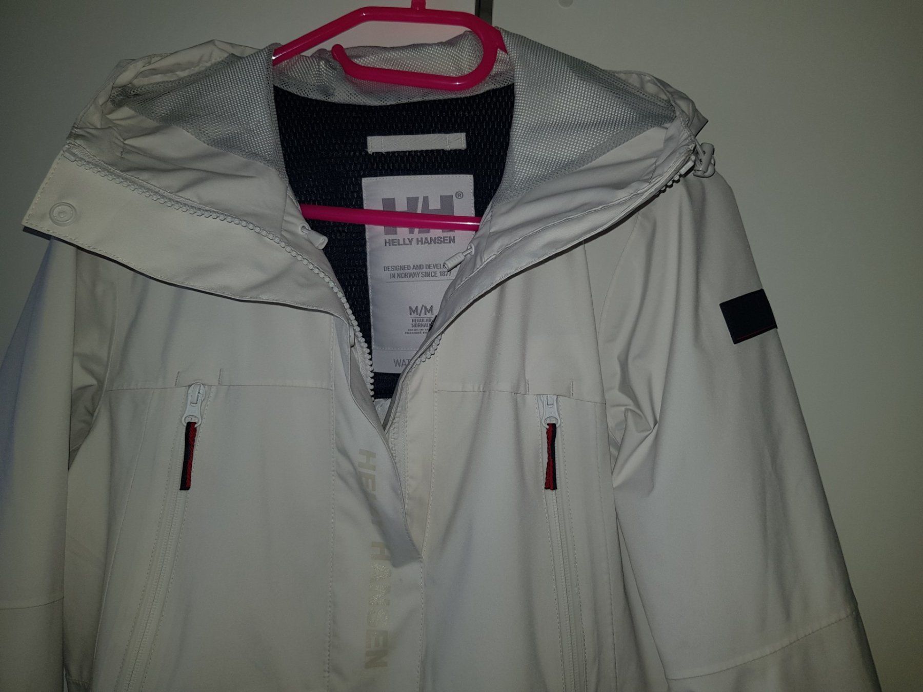 Helly Hansen Manteaux: Helly Hansen Waterproof Mantel Grösse M – D'occasion à Basel par Birs868 2