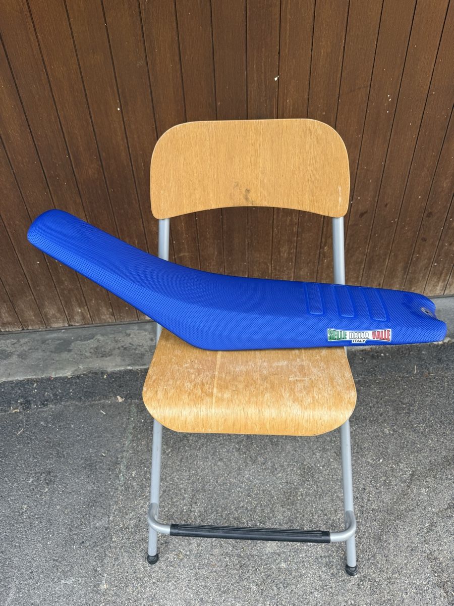 Toutes les pièces détachées moto: Selle sherco  19/2024 – D'occasion à Lausanne par Fil1986