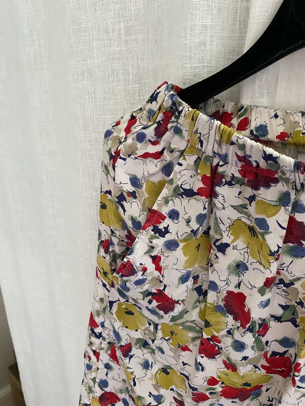 Pantaloni: Kuze Sommer Hose Blumen Viskose – Usato da Schlieren venduto da Winter06 1