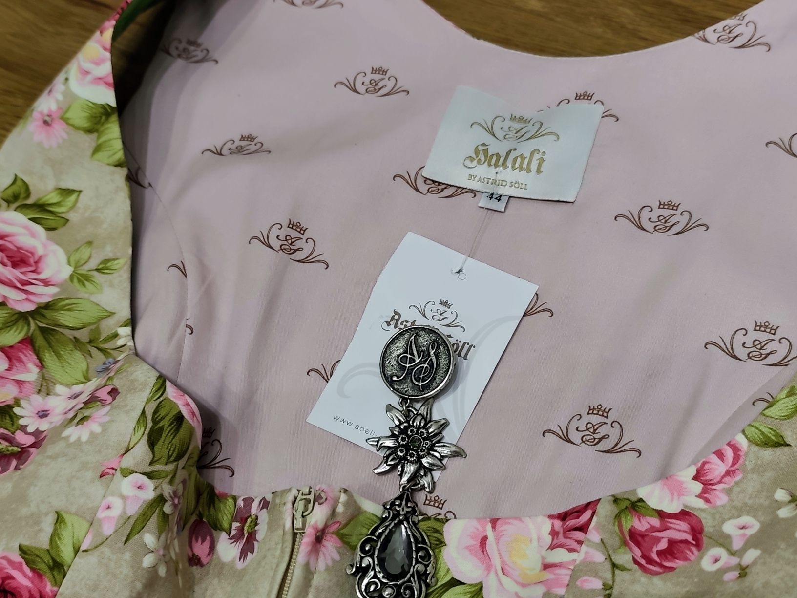 Vestiti: Astrid Söll - Dirndl, Gr.44 – Nuovo e nell'imballaggio originale da Dussnang venduto da Rosenfee50 4