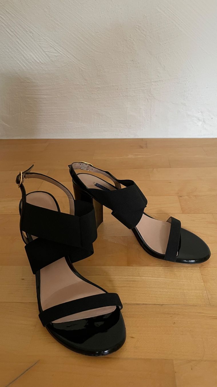 Stuart Weitzman Scarpe da donna: Stuart Weitzman Sandals 7 US – Usato da Baden venduto da lor_hk6j 4