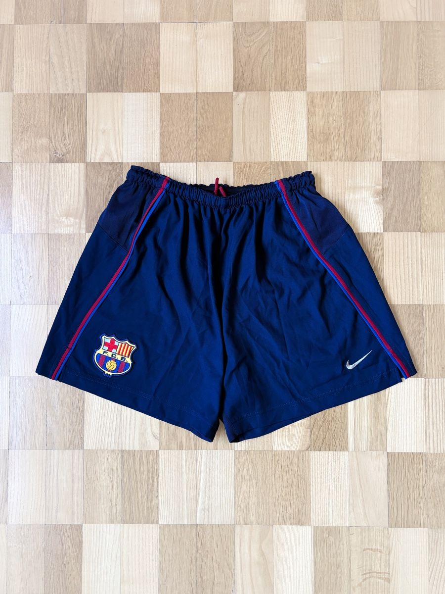 Nike Pantaloni: FC Barcelona Nike Shorts – Usato da Bern venduto da Lelixino