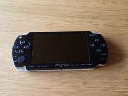 Sony PSP 3000 black mit Spiel Need for Speed Carbon