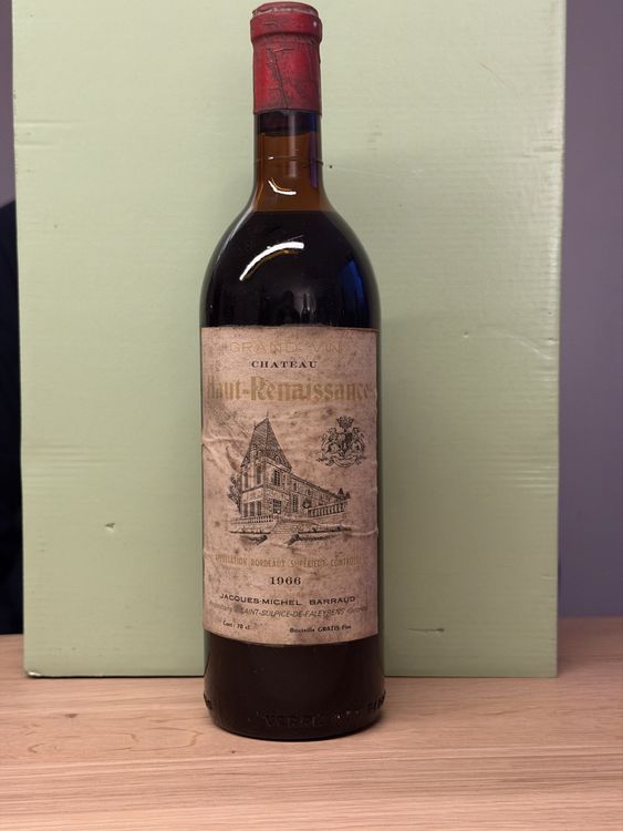 Chateau Haut Renaissance 1966 (Neu (gemäss Beschreibung)) in Baar für ...