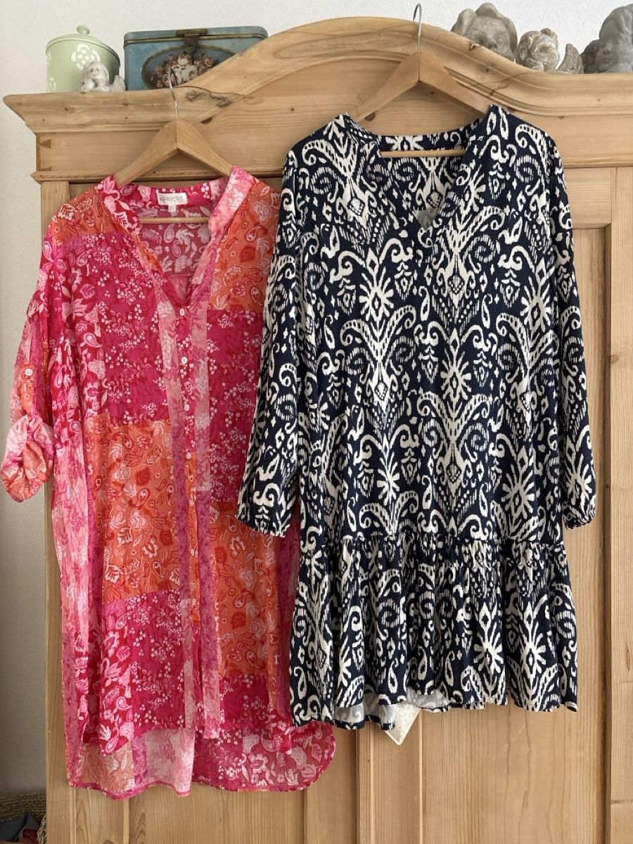 Lots de vêtements: Kleid & Hemdbluse Gr. M – Neuf (Voir description) à Gunten par tibisti