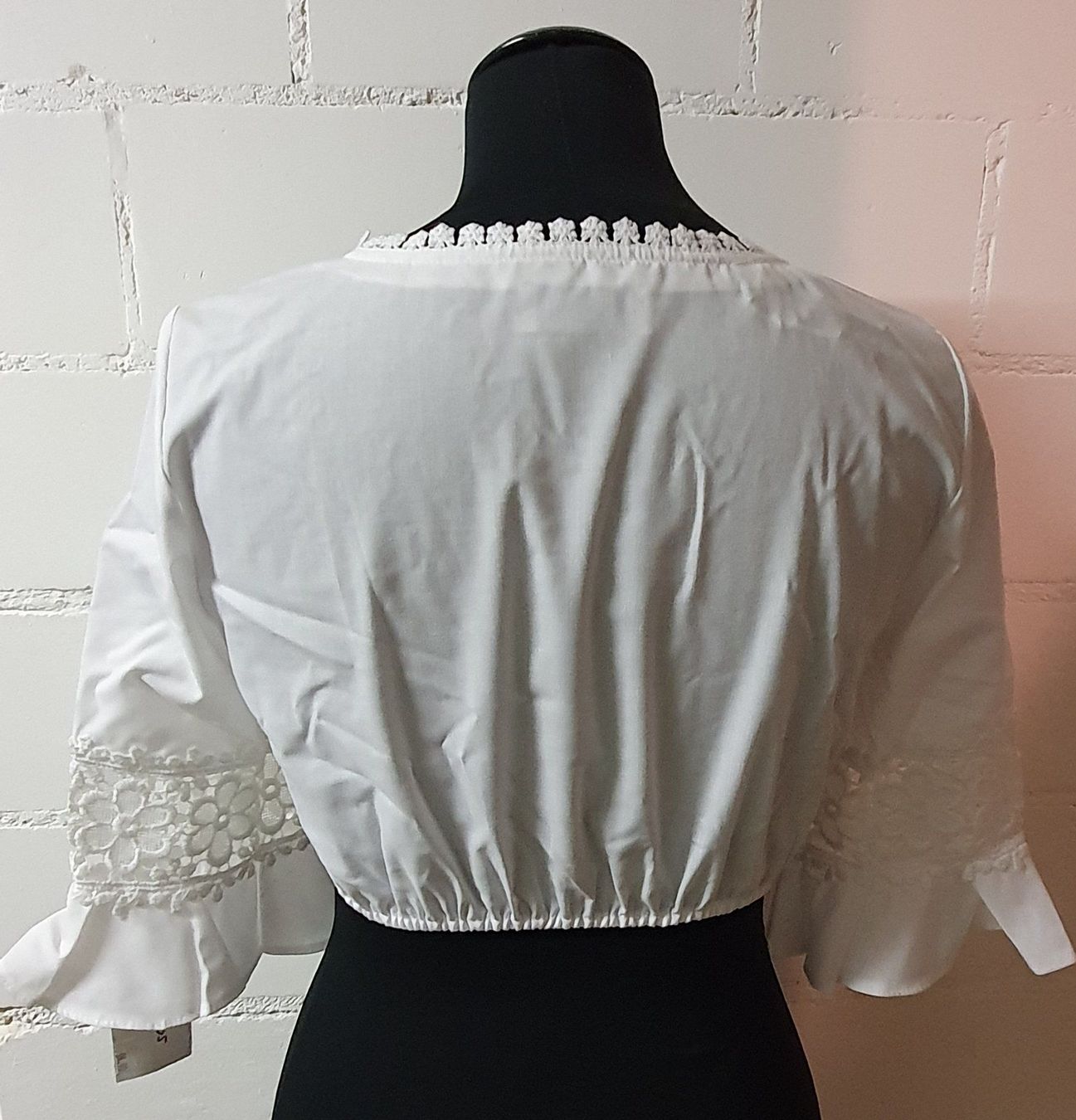 Camicette: Neu "Rose" /  Dirndl Bluse / längerer Ärmel / Gr. 34 – Nuovo (secondo la descrizione) da Muri AG venduto da Edlerweiss 5