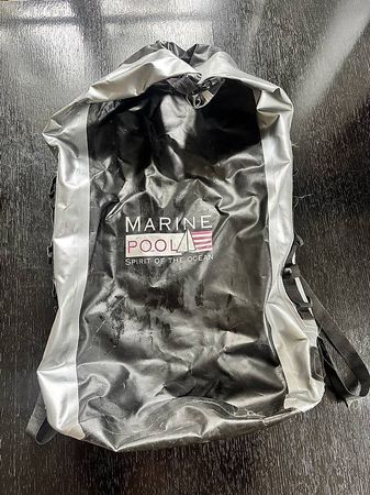 Marine pool rucksack