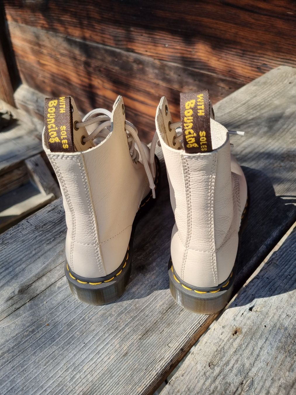 Dr. Martens Scarpe da donna: Doc Martens Schnürschuh Gr 37 – Usato da Wattenwil venduto da flohdog 1
