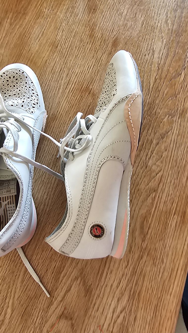 Puma Herrenschuhe: Puma, Taille 38, Style Unique – Gebraucht aus Etoy von az2011 1