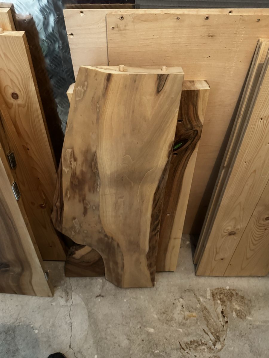 Articoli in legno: Holzplatten mit Kunstharz gegossen – Usato da Eichberg venduto da mks_z5fq 7
