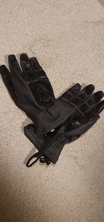 Guanti & manicotti: Tactical Handschuhe mit Polsterung und Grip – Usato da Rupperswil venduto da pir_6kfb