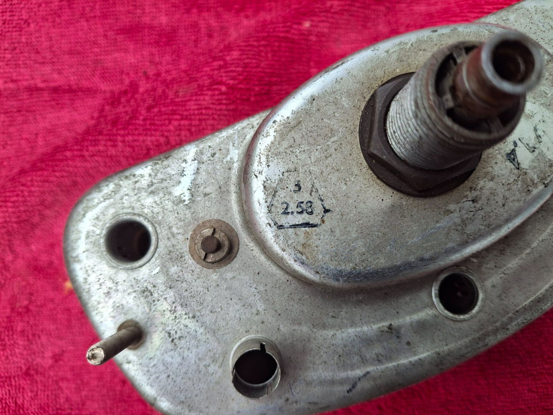 BMW Tutti pezzi di ricambio auto: BMW ISETTA 600 KILOMETERZÄHLER/TACHO KLEINWAGEN OLDTIMER – Usato da Wängi venduto da Toeff85 5