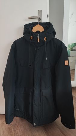 Sherpa Outdoor Winterjacke / Parka – Grösse XL (Wie neu)