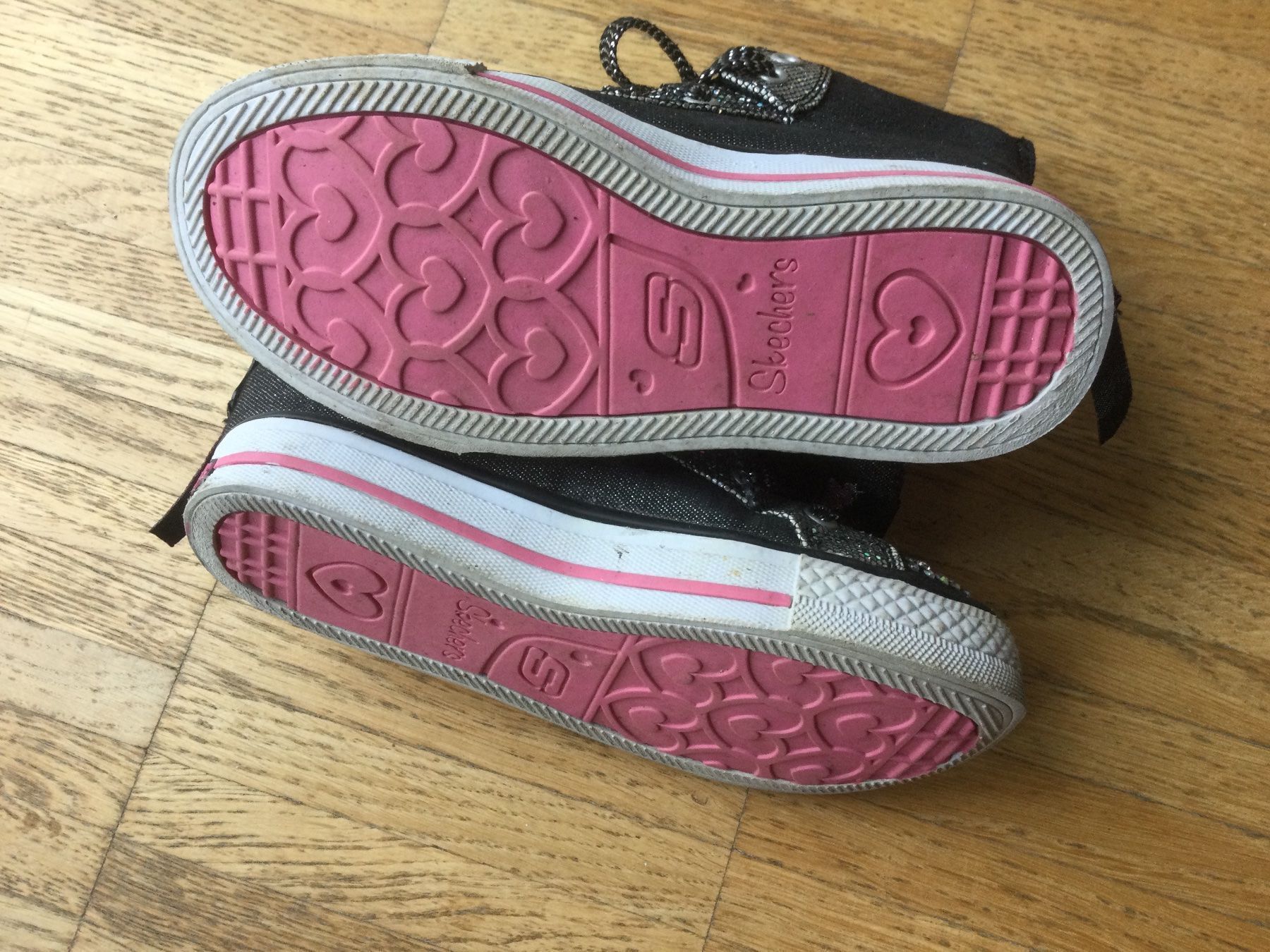 Skechers Scarpe per ragazze: Mädchen Sneakers Skechers Gr 28.5 – Usato da Zürich venduto da VorlonShadow 4