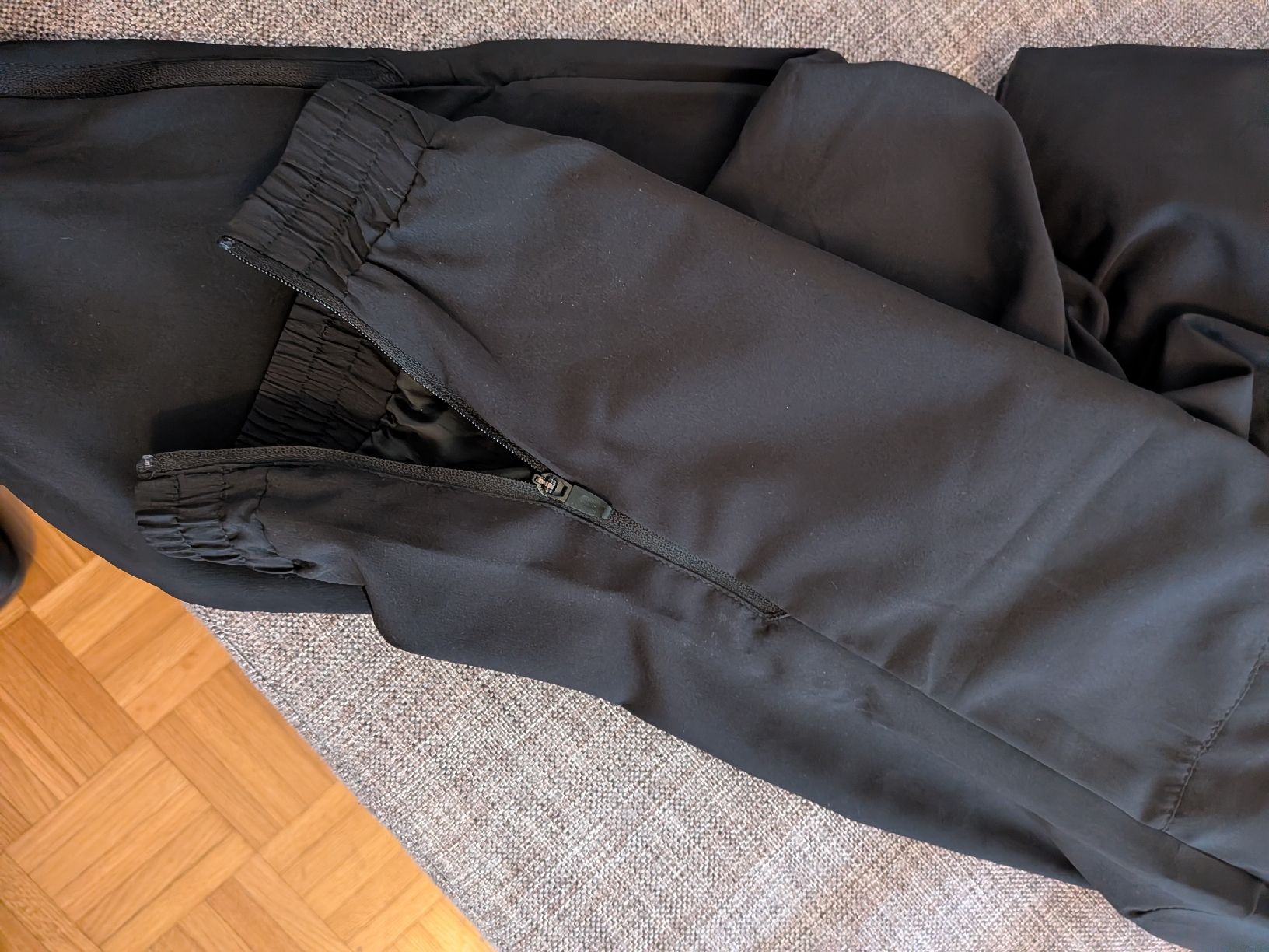 Pantaloni: Umbro Trainingshose Größe XS – Nuovo (secondo la descrizione) da Zürich venduto da spatzi5345 5