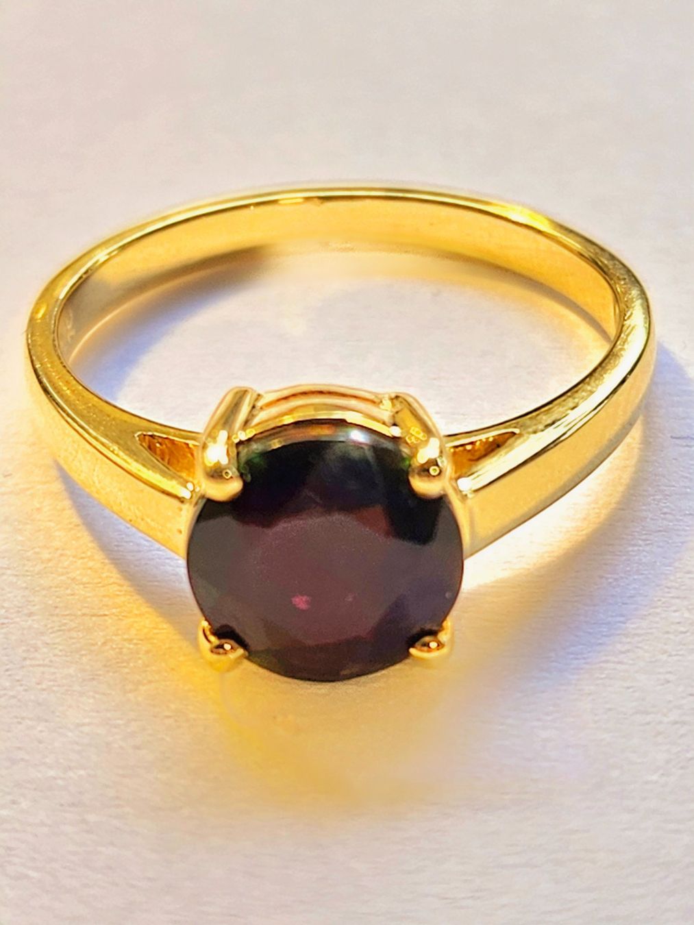 Anelli: Goldring mit tiefrotem Edelstein – Nuovo e nell'imballaggio originale da Zürich venduto da adriben 8