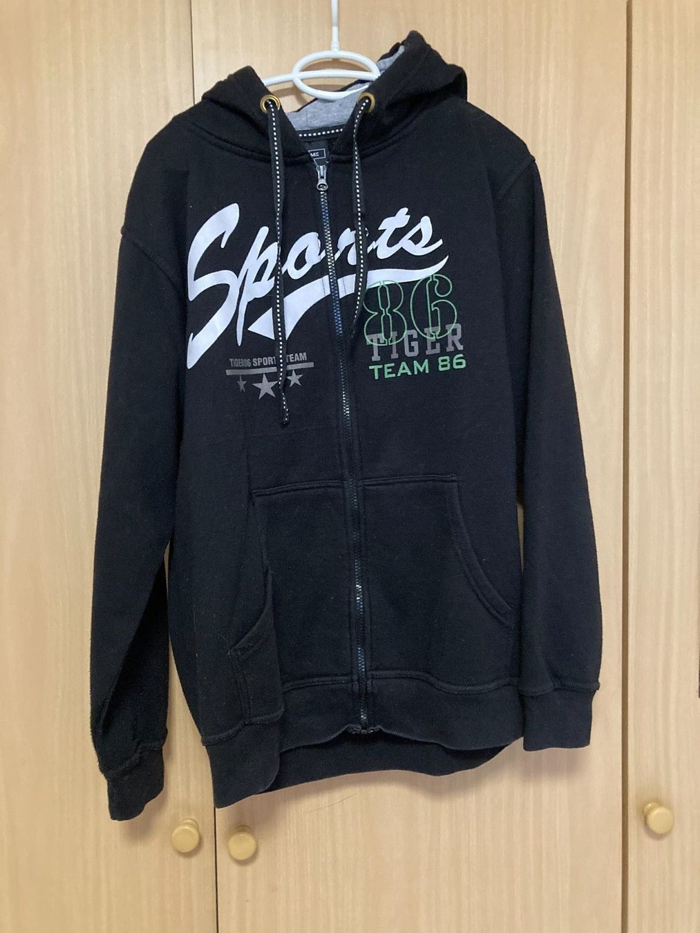 Maglioni & Felpe: Sweater schwarz Gr. M – Usato da Thun venduto da Vans_98