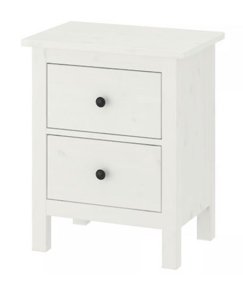 Ikea Tables de nuit: IKEA Hemnes Nachttisch – D'occasion à Oberwil BL par sucrine