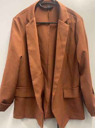 Trendiger Blazer in Braun, Grösse M! Neu!