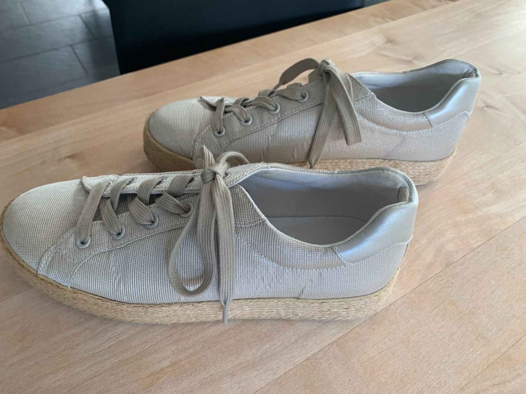 Scarpe da donna: Damen-Sneakers Gr.41 – Nuovo (secondo la descrizione) da Azmoos venduto da Verwir64 1