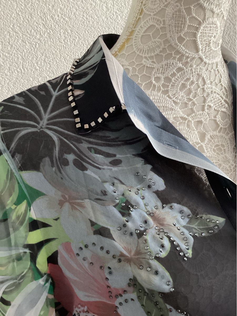 Guess Camicette: Blouse – Nuovo (secondo la descrizione) da Le Landeron venduto da ArianeNi 2