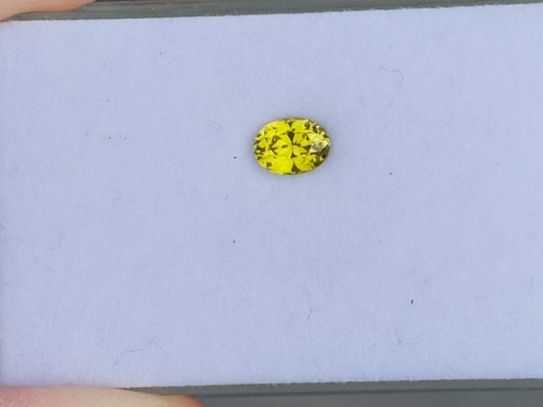Pietre preziose: Ultra Saturated Luminous Chrysoberyl – Usato da Bévilard venduto da Yougems 4