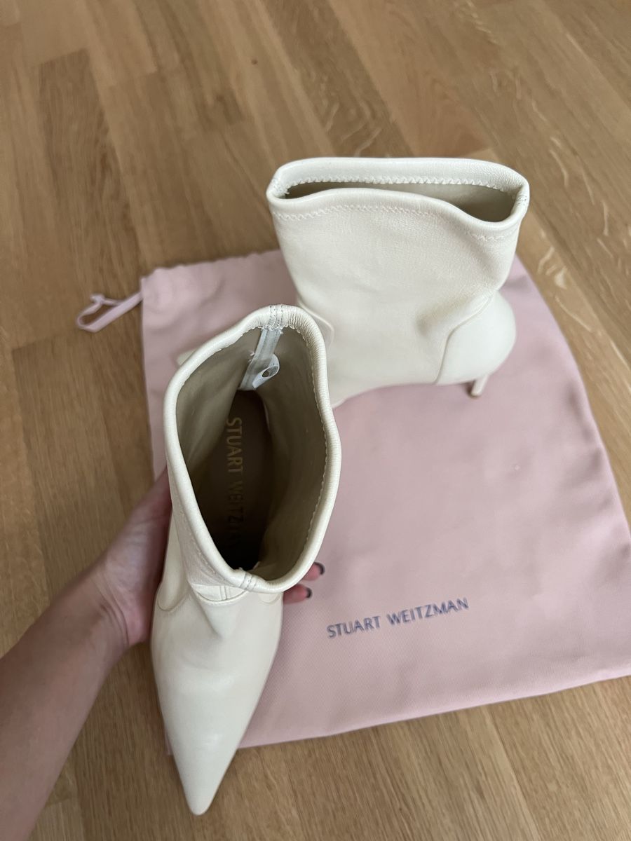 Hufschuhe: Stuart Weitzman Boots Cream Leather size 39.5 Used – Neu und originalverpackt aus Les Acacias von yul_bhw8 6