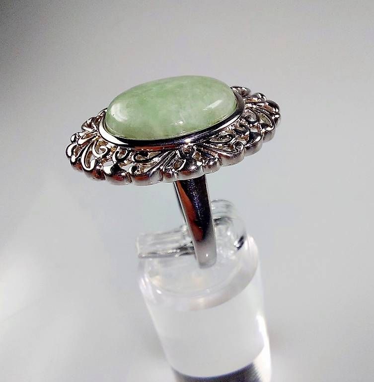 Ringe: Ring Silber mit grüner Jade – Gebraucht aus Stans von wer_fd5f