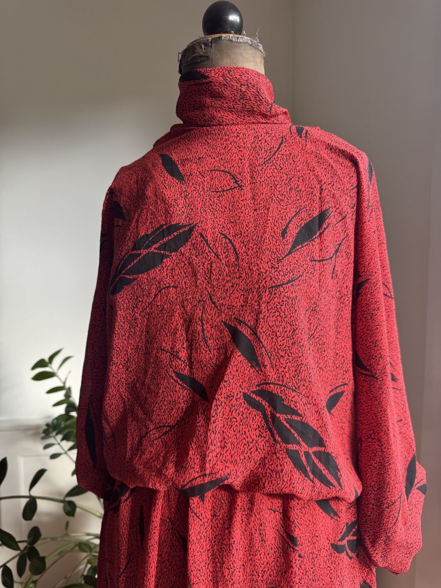 Vestiti: Vintage Kleid Rot 80er – Usato da Zürich venduto da Lola_from_the_West 1