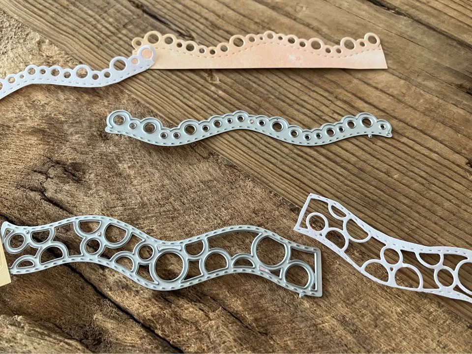 Sciablone: Neues Stanzschablonen-Set 3 Bordüren – Nuovo e nell'imballaggio originale da Effretikon venduto da wenuss 2