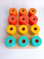 Lovevery Wooden Stacking Pegboard Hölzerner Adventurer