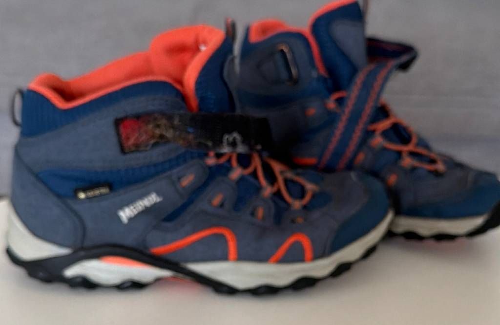 Meindl Scarpe per ragazzi: Meindel Wanderschuh  EU 33 – Usato da Erlenbach ZH venduto da MaierJ1