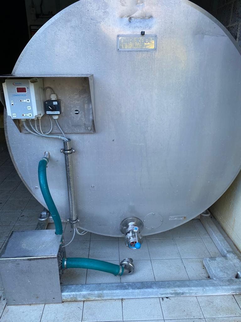 Tecnica di mungitura: Milchtank 1700 lt. – Usato da Davos Dorf venduto da flusti-3 2