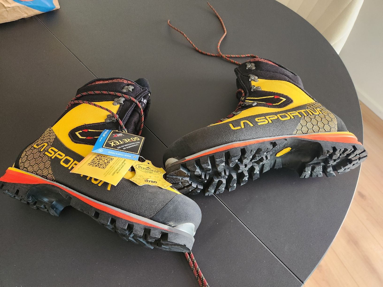 La Sportiva Chaussures hommes: La Sportiva Nepal Cube GTX – Neuf (Voir description) à Zürich par csc_tj88 3