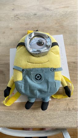 Minion Rucksack für kleine Helden – Bereit für Abenteuer!