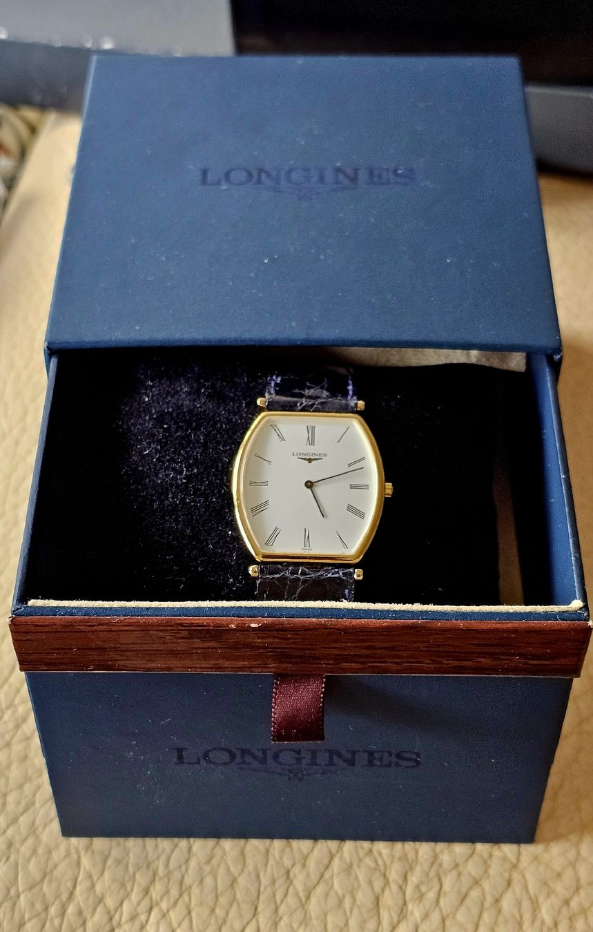 Longines Uhren: Longines la grande classique tonneau – Gebraucht aus vevey von Edwatch 9