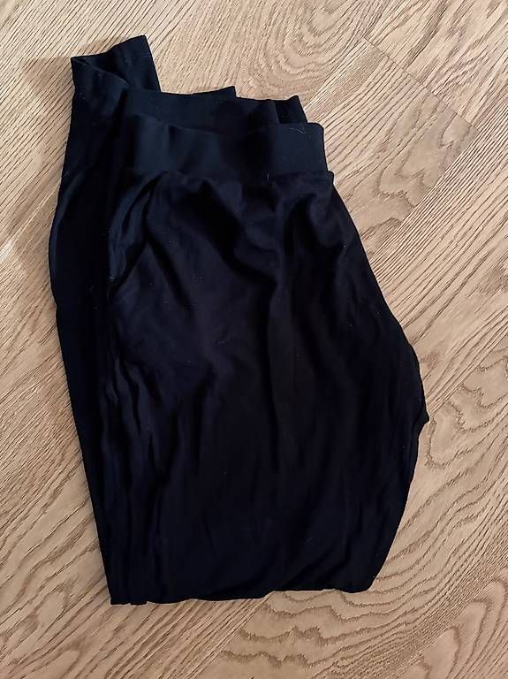 Pantaloni: The Mama Set schwarze Hose XS – Usato da Liebefeld venduto da schoggiananas