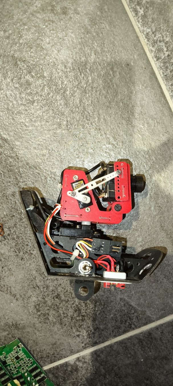 DJI Modellismo RC: Alte DJI Drohne mit FPV Cams, Sender, LCD Empfänger Screen – Difettoso da Welschenrohr venduto da Andi82 5