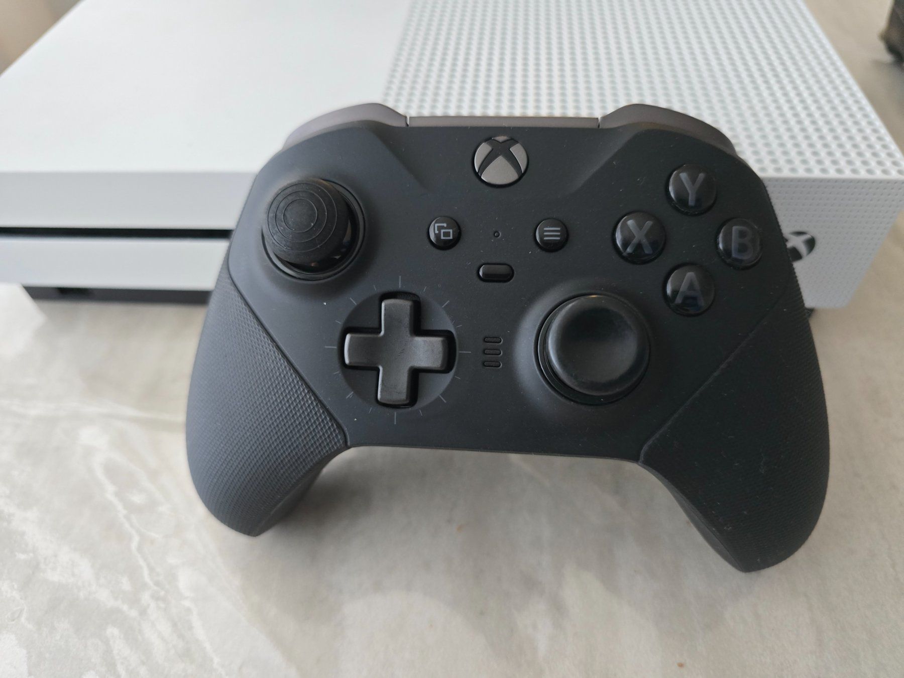 Microsoft Controller: Xbox Elite 2 Wireless Controller Series 2 – Usato da Basel venduto da Zait