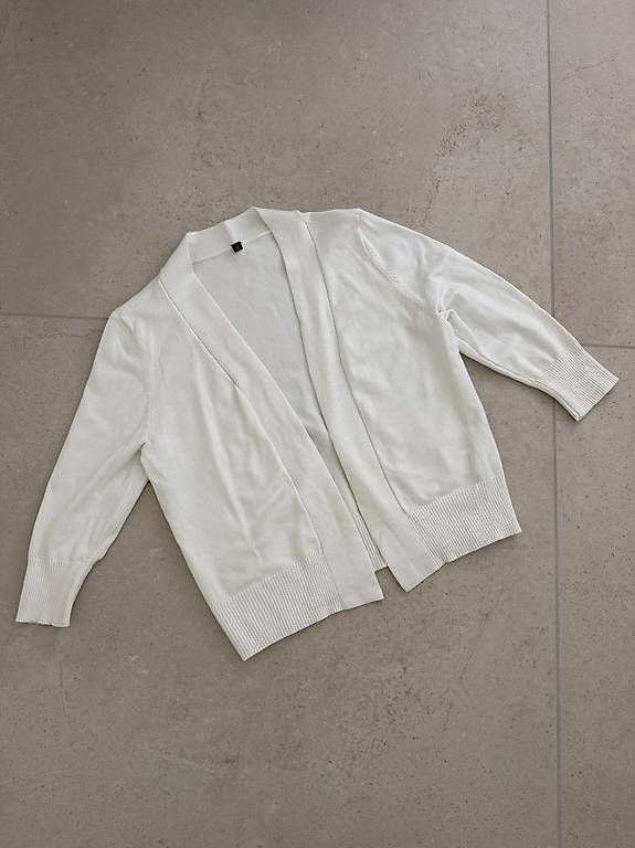 Giacche: Strickjacke NEU Gr. S – Usato da Merlischachen venduto da GlamGarb