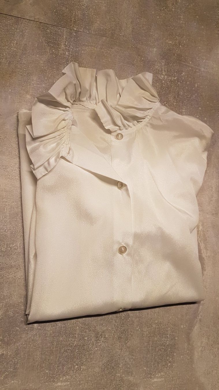 Camicette: Chemisier taille 36 – Usato da Villiers venduto da san_jn5w 2