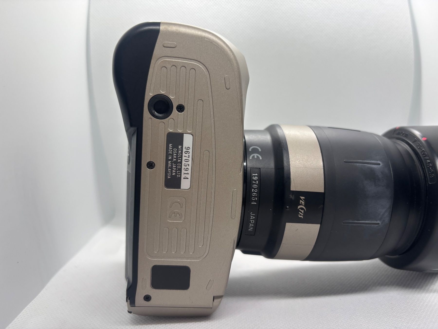 Minolta Fotocamera: Minolta Vectis S-100 APS Spiegelreflexkamera mit Objektiv – Usato da St-Ursanne venduto da tui_x5vz 4