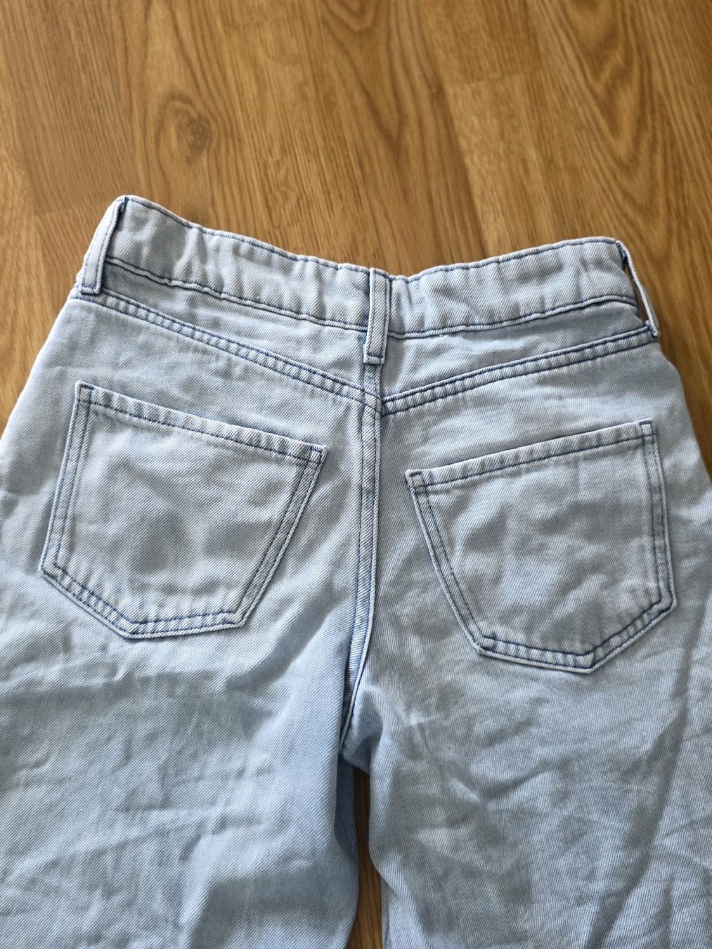 H&M Pantaloni: Mädchen Hosen Gr.146 – Usato da Tägerwilen venduto da XeniaH 3