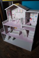 Puppenhaus mit Mbeln guter Zustand