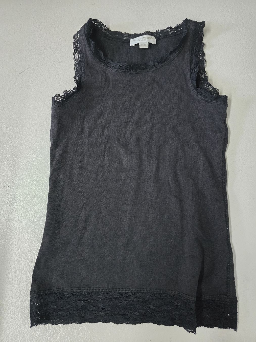 Camicette, T-shirt & Top: T-Shirt Gr 134/140 – Usato da Lostorf venduto da Venice16