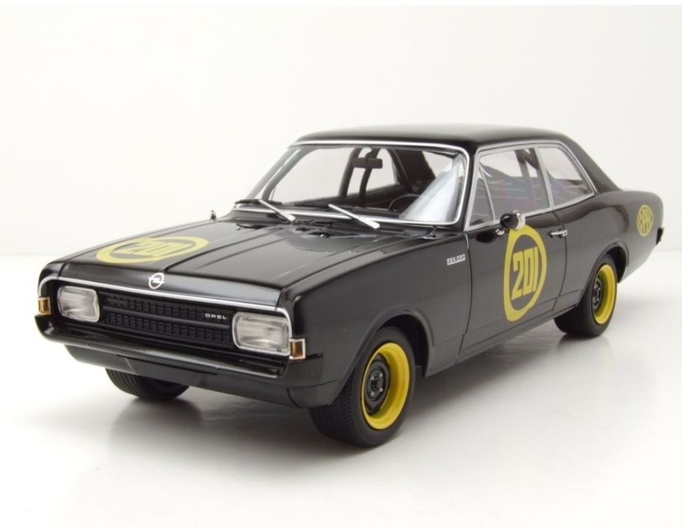 Opel Modellini d'auto: Opel Commodore A GS/E Coupe Sondermodell 201 1:18 MCG – Nuovo e nell'imballaggio originale da Bern venduto da WeLoveCars